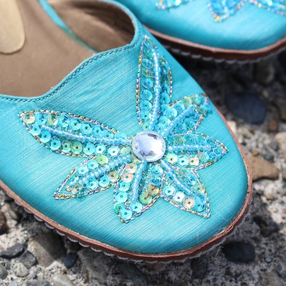 Play House Blue Flower Embellished Kitten Heels - Picture 3 of 11